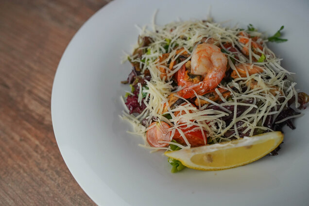 Салат з морепродуктами